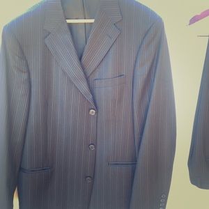 Kenneth Cole Reaction Men’s navy pinstripe suit